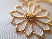 Broderie d'art - Golden threads in the Bussemakerhuis